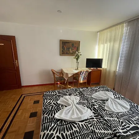 Doppelbett Mit Einzel Bett 2 Appartement *